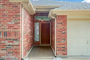 10314 Lyndon Meadows Dr, Houston, TX 77095 - Photo 2