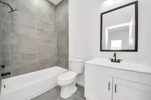 318 Tennessee St, Houston, TX 77029 - Photo 30