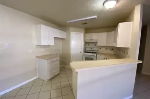 311 Willowick St, Tomball, TX 77375 - Photo 6