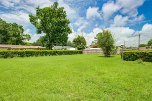 119 Poppy St, Lake Jackson, TX 77566 - Photo 32
