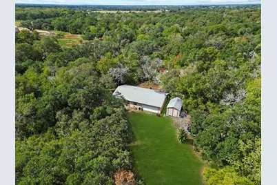 1730 US Highway 77 S, Hallettsville, TX 77964 - Photo 2