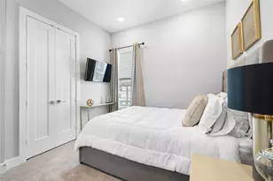 8411 Hempstead Rd, Houston, TX 77008 - Photo 26
