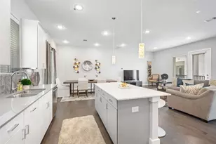 8411 Hempstead Rd, Houston, TX 77008 - Photo 14