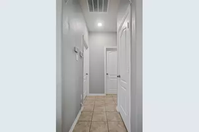 9938 Yanet Grove Lane, Houston, TX 77044 - Photo 16
