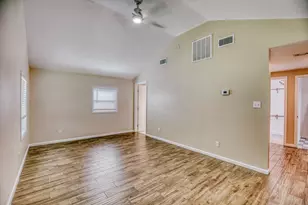 511 Crockett St, Brenham, TX 77833 - Photo 30