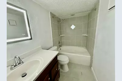 2830 S Bartell Drive #9, Houston, TX 77054 - Photo 14