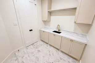 2325 Wroxton Rd, Houston, TX 77005 - Photo 22