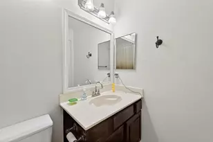 211 Aberdeen St, Stafford, TX 77477 - Photo 24