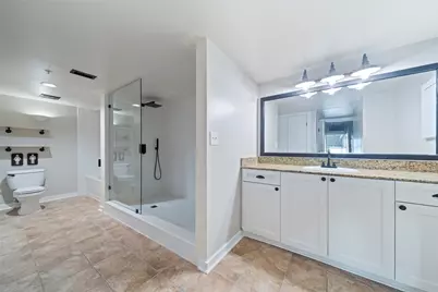 2000 Bagby Street #7418, Houston, TX 77002 - Photo 28