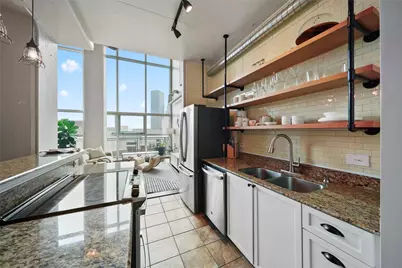 2000 Bagby Street #7418, Houston, TX 77002 - Photo 14