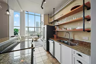 2000 Bagby St, Houston, TX 77002 - Photo 14