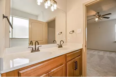 6135 Norwood Meadows Lane, Katy, TX 77494 - Photo 10