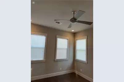 905 W 15th 1/2 Street #A, Houston, TX 77008 - Photo 8