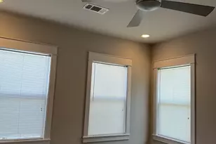 905 W 15th 1/2 St, Houston, TX 77008 - Photo 8