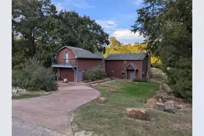 80 Hunters Creek Drive, Huntsville, TX 77340 - Photo 2