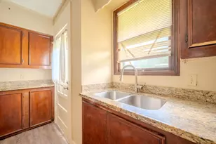 603 N Resident St, Wharton, TX 77488 - Photo 28