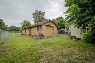 603 N Resident St, Wharton, TX 77488 - Photo 42