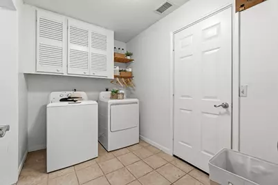 11 Thorn Berry Place, The Woodlands, TX 77381 - Photo 24