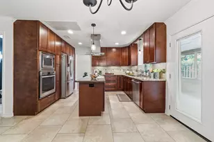 11 Thorn Berry Pl, The Woodlands, TX 77381 - Photo 20