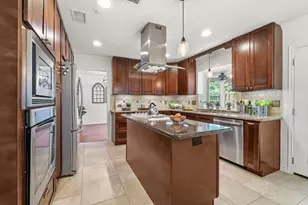 11 Thorn Berry Pl, The Woodlands, TX 77381 - Photo 20