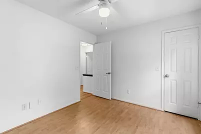 11 Thorn Berry Place, The Woodlands, TX 77381 - Photo 34