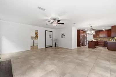 11 Thorn Berry Place, The Woodlands, TX 77381 - Photo 14
