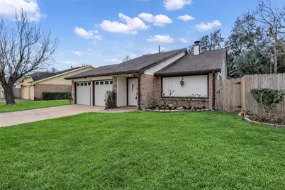 1806 Meadowlocke Lane, Sugar Land, TX 77478 - Photo 2