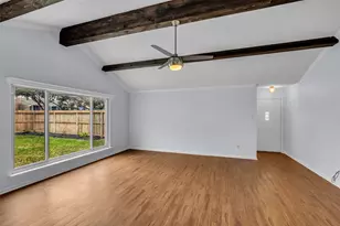 1806 Meadowlocke Ln, Sugar Land, TX 77478 - Photo 14