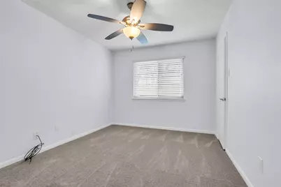 1806 Meadowlocke Lane, Sugar Land, TX 77478 - Photo 28