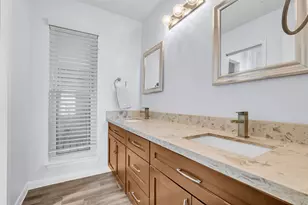 1806 Meadowlocke Ln, Sugar Land, TX 77478 - Photo 30