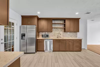 1806 Meadowlocke Lane, Sugar Land, TX 77478 - Photo 24