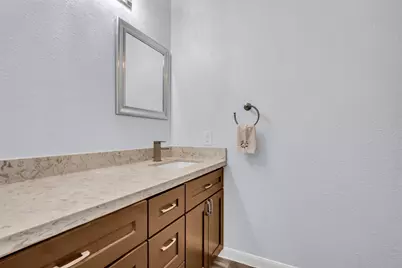 1806 Meadowlocke Lane, Sugar Land, TX 77478 - Photo 28