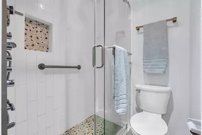 1806 Meadowlocke Lane, Sugar Land, TX 77478 - Photo 34