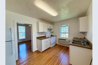 232 S Tesch Street #236, Bellville, TX 77418 - Photo 4