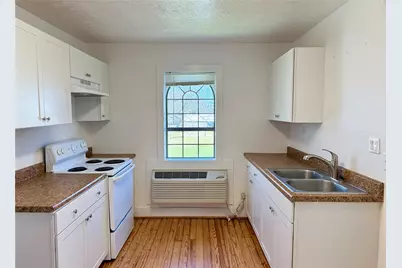 232 S Tesch Street #236, Bellville, TX 77418 - Photo 2