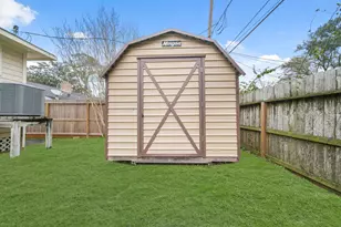 5821 Ariel St, Houston, TX 77074 - Photo 42