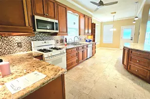 3121 English Oaks Blvd, Pearland, TX 77584 - Photo 12