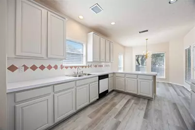 14919 Sun Kiss Lane, Houston, TX 77082 - Photo 14