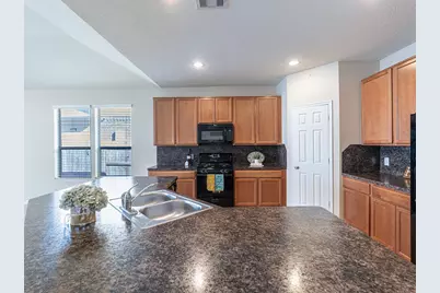 11103 Avery Oaks Lane, Richmond, TX 77406 - Photo 8