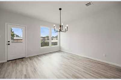 8 Donna Court, Brookshire, TX 77423 - Photo 12