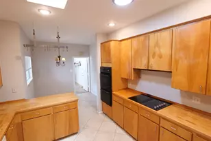 9526 Val Verde St, Houston, TX 77063 - Photo 14