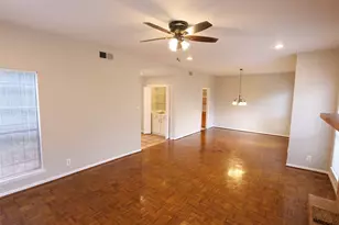 9526 Val Verde St, Houston, TX 77063 - Photo 8