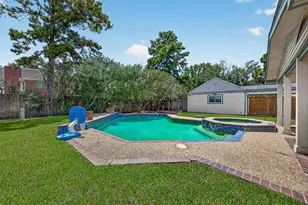 18007 Oak Hampton Dr, Houston, TX 77084 - Photo 4