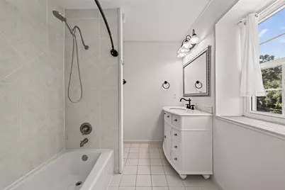 18007 Oakhampton Drive, Houston, TX 77084 - Photo 28