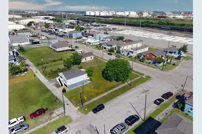 4203 Church Street, Galveston, TX 77550 - Photo 2