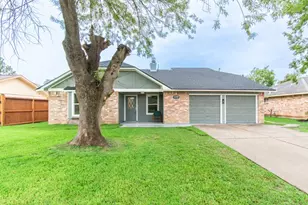15707 Amapola Dr, Houston, TX 77083 - Photo 2