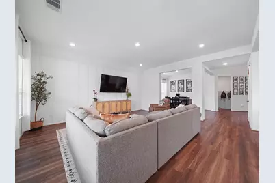 18925 Lazzaro Springs Drive, New Caney, TX 77357 - Photo 12