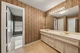 4907 Cambridge St, Sugar Land, TX 77479 - Photo 30