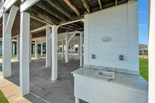 2290 Trinidad, Crystal Beach, TX 77650 - Photo 38