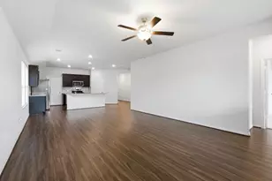 8811 Beacon Mill Dr, Cypress, TX 77433 - Photo 10